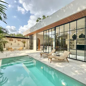  Villa The Dreamland By The Young Indonesia